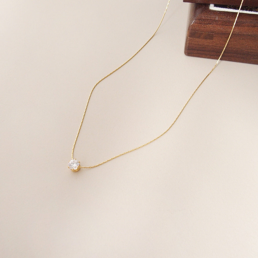 One Diamond Necklace