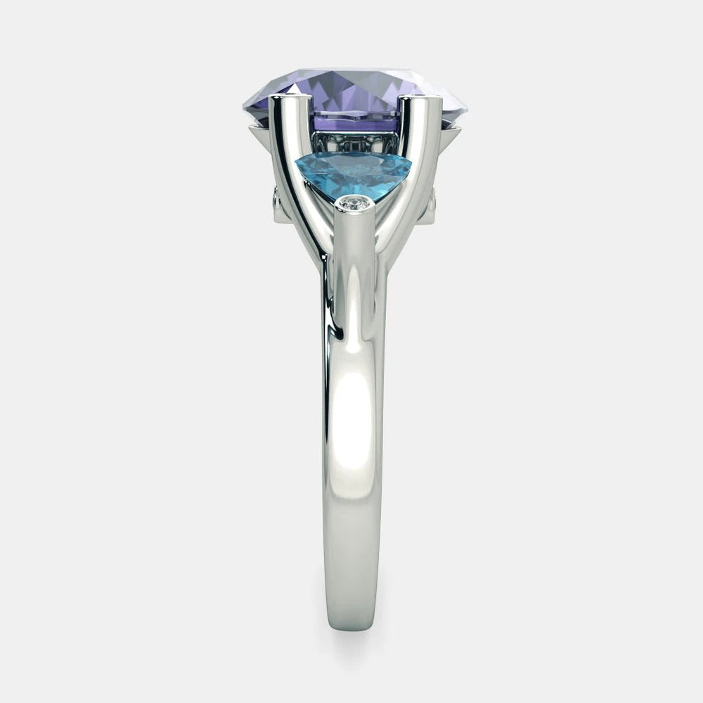 Diana Blue Sapphire Ring- 925 SILVER - SENSATION Pakistan