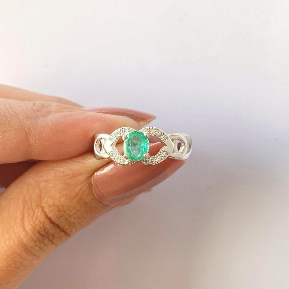 NATURAL EMERALD - LOVE LOCK - SENSATION Pakistan