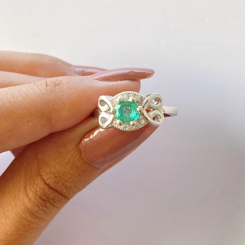 NATURAL EMERALD - LOVEY DOVEY - SENSATION Pakistan