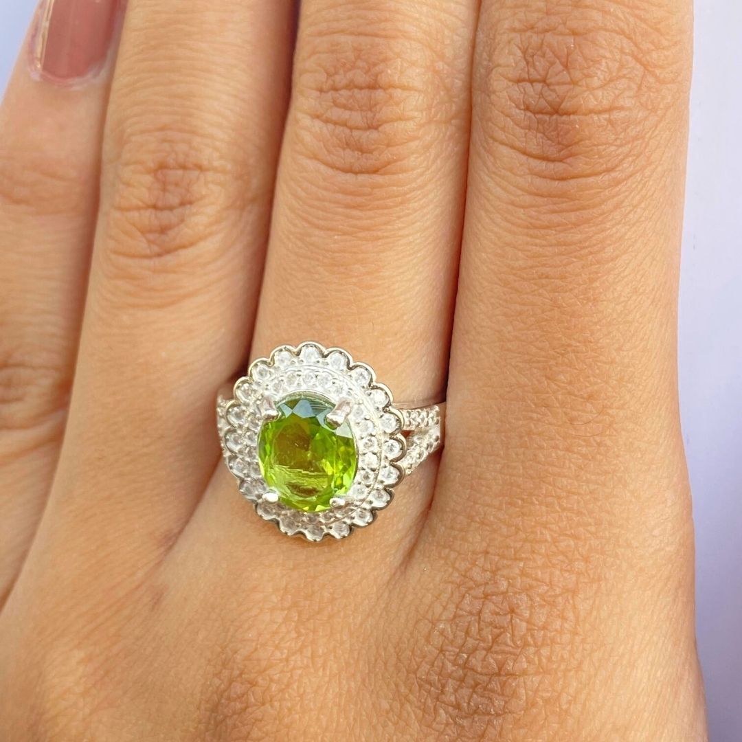 NATURAL PERIDOT - DEMI - SENSATION Pakistan
