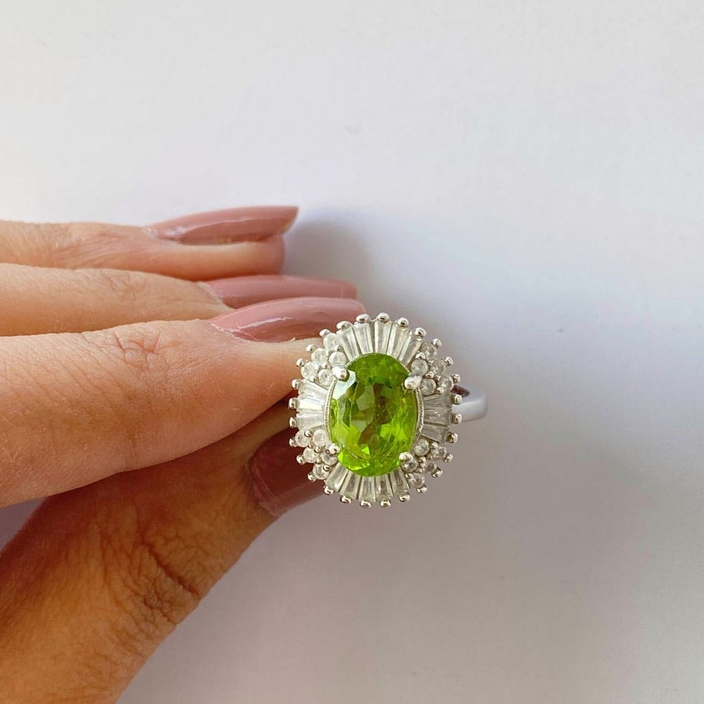 NATURAL PERIDOT - QUEEN - SENSATION Pakistan