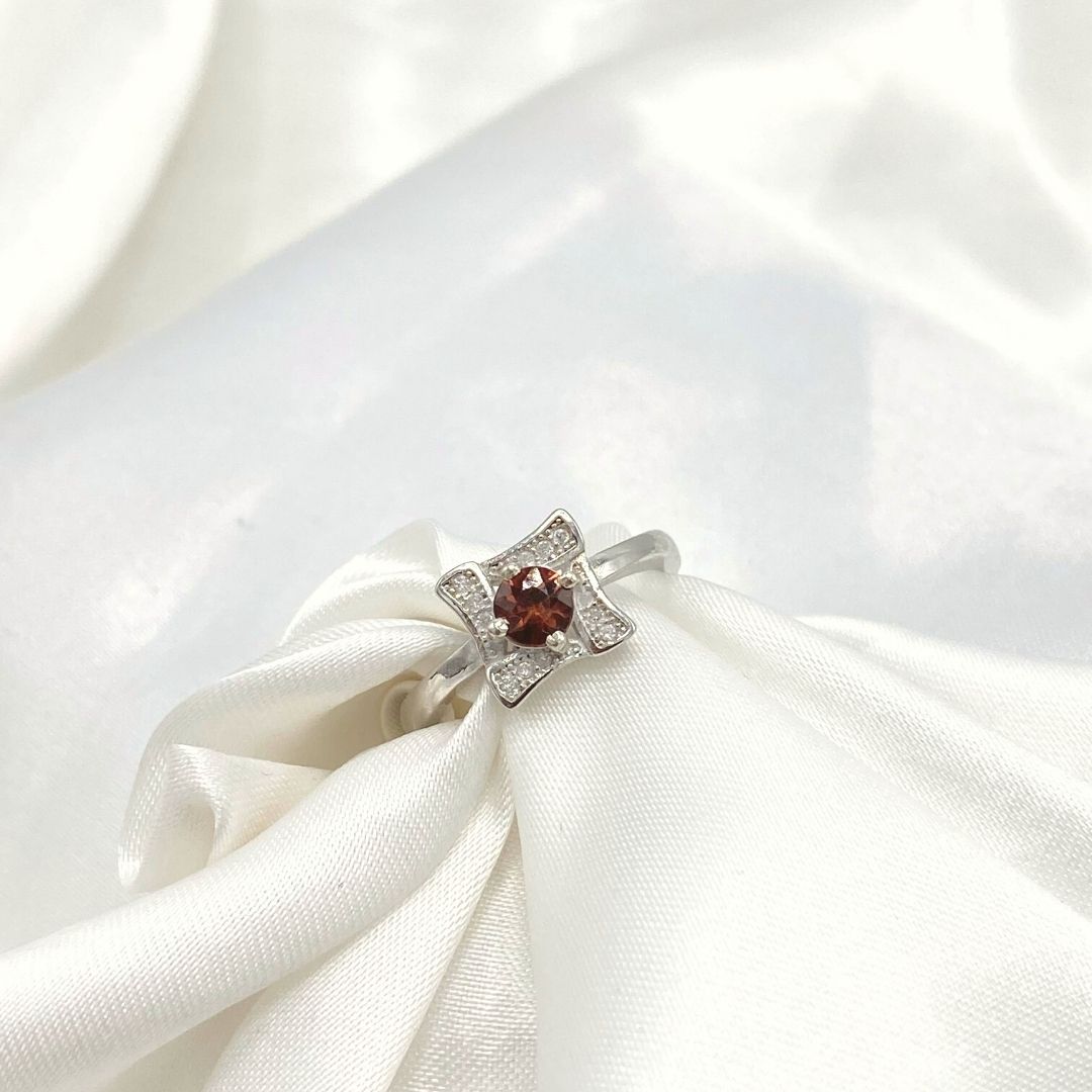 NATURAL TOURMALINE - BELLE - SENSATION Pakistan