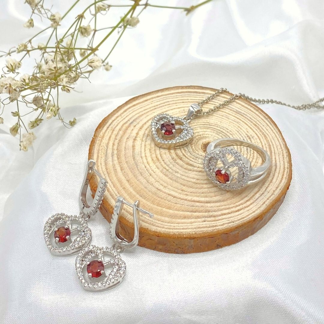 NATURAL TOURMALINE SET - PURE SILVER - SENSATION Pakistan