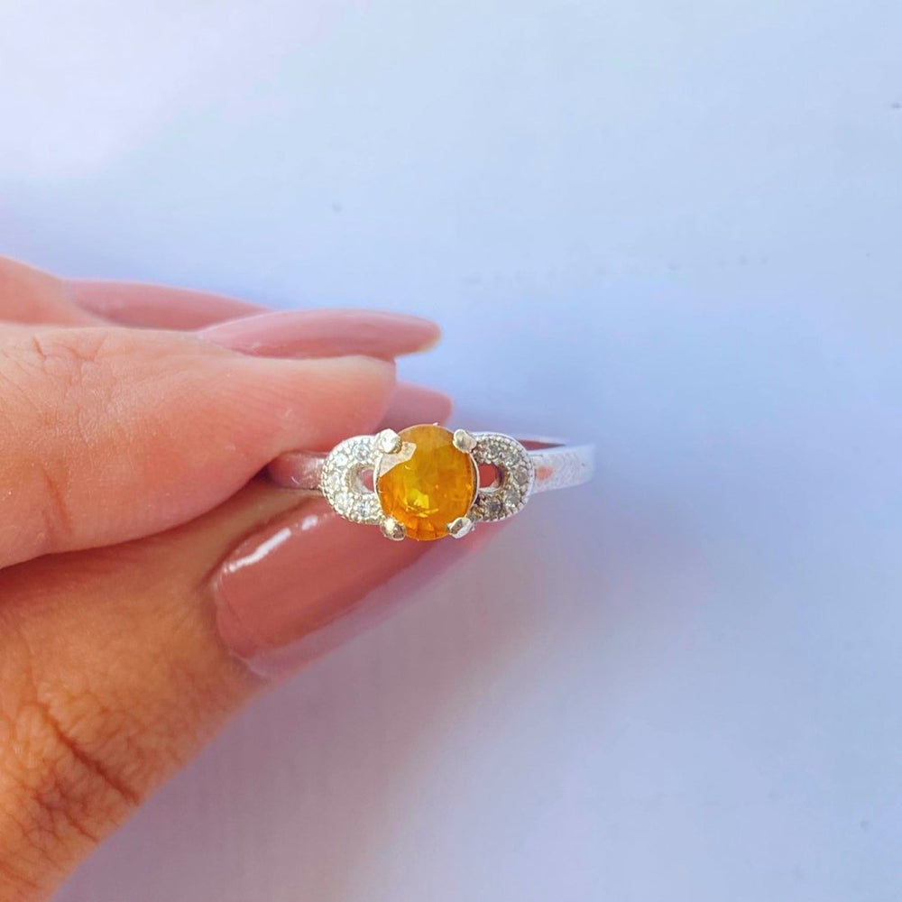 NATURAL YELLOW SAPPHIRE - OPERA - SENSATION Pakistan
