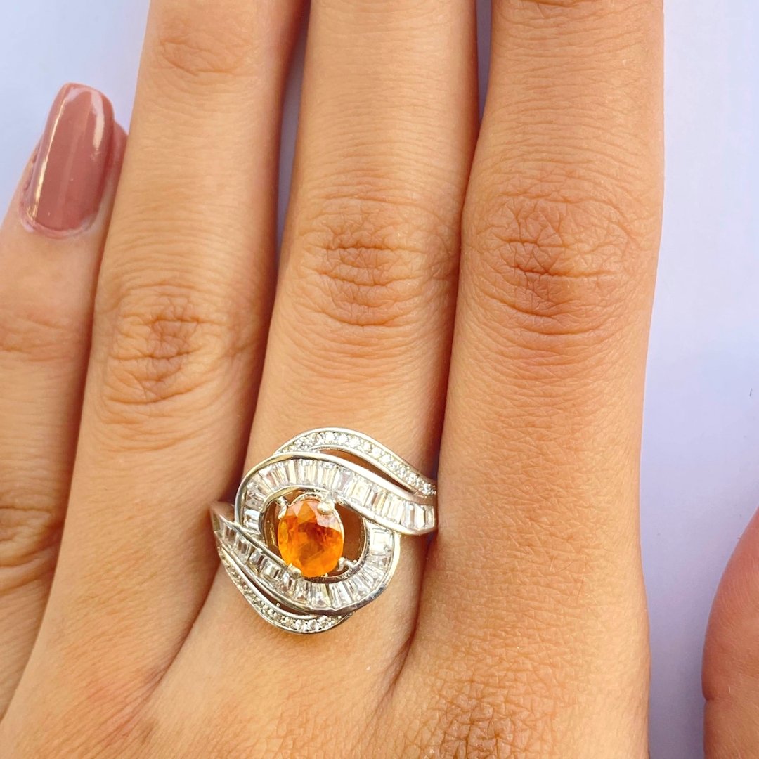 NATURAL YELLOW SAPPHIRE - ZINNIA - SENSATION Pakistan