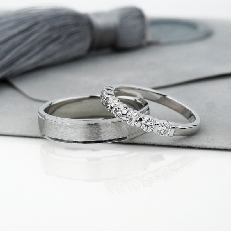 Serendipity Couple Bands - SENSATION Pakistan